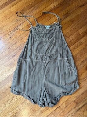 Billabong Lightweight Khaki Romper Overalls with Front Pocket xl